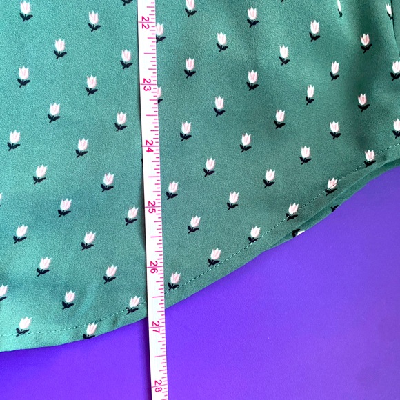 Loft Green Cut-In Cami Top with Blush Pink Tulips, S - Picture 8 of 8